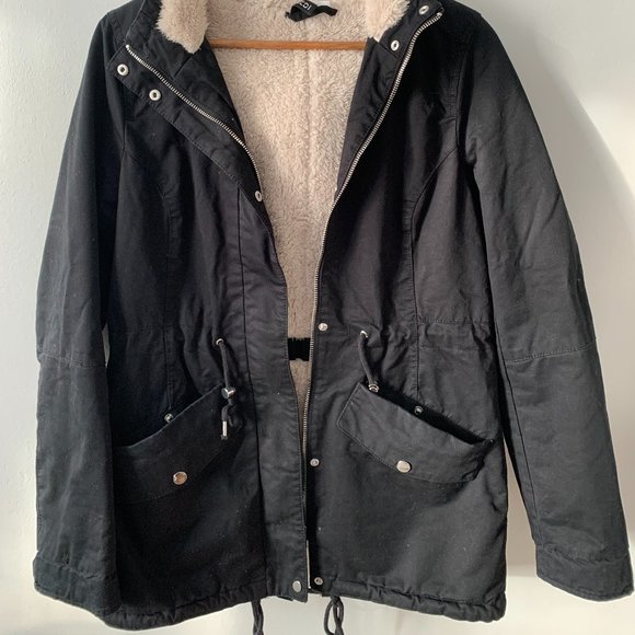 Women's jacket - Picture 2 of 4